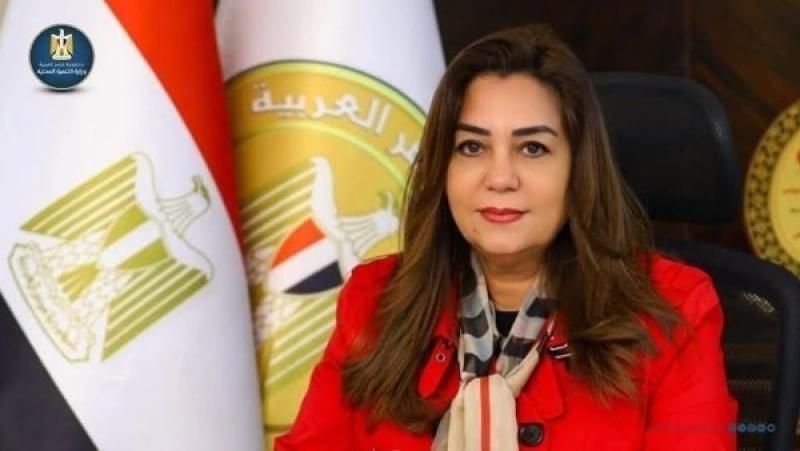 منال عوض: تنفيذ 42 حملة تفتيشية في 9 محافظات و إحالة 104موظفين للنيابات المختصة