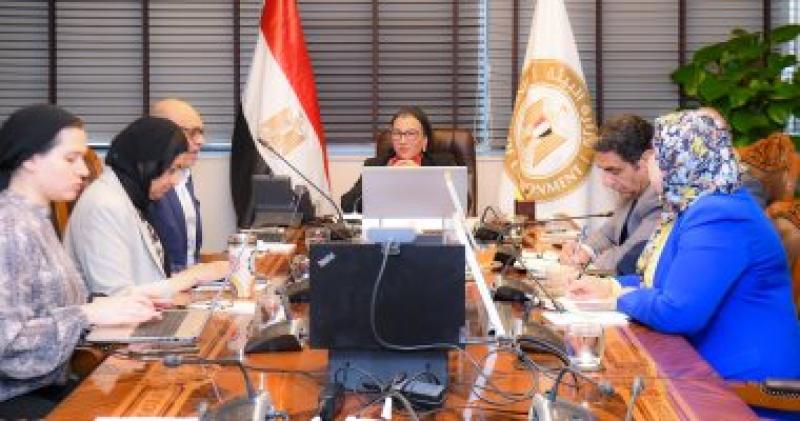 وزيرة البيئة: أكثر من مليون دولار دعم للمشروعات الصغيرة