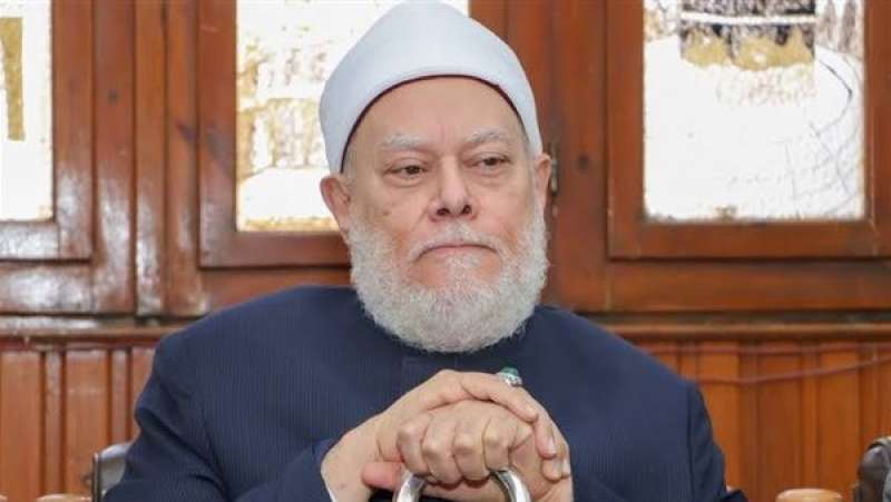 علي جمعة: لا يجوز التعبد بالقرآن إلا باللغة العربية