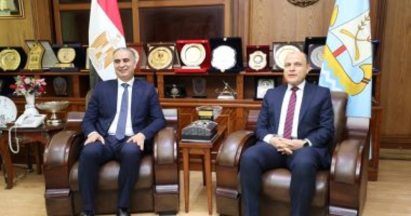 رئيس جهاز حماية المستهلك ومحافظ كفر الشيخ يبحثان آليات ضبط الأسواق