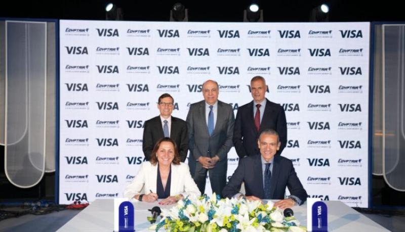 فيزا توقع اتفاقية شراكة حصرية مع مصر للطيران لتقديم حلول تكنولوجيا مبتكرة