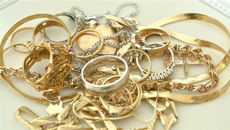 أسعار الذهب اليوم الإثنين 12 - 5 - 2025