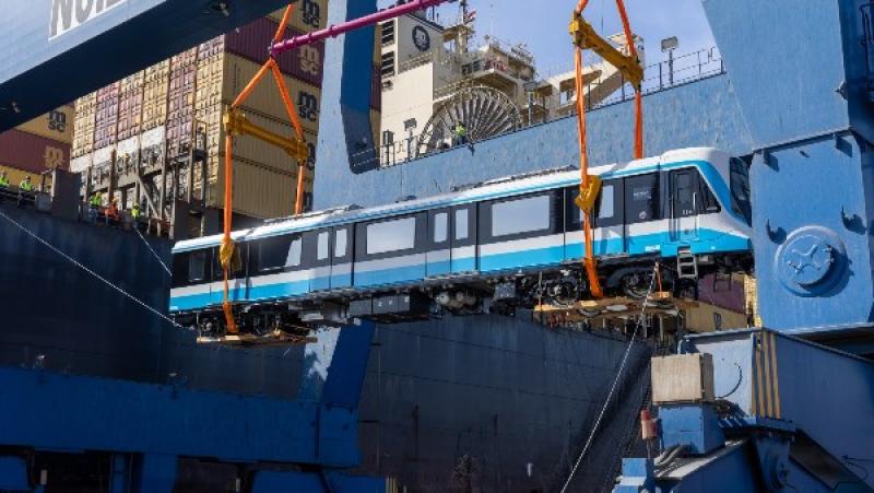 وصول أول قطار مكيف للخط الأول لمترو الأنفاق إلى ميناء الإسكندرية