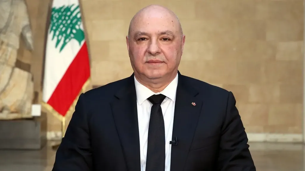 رئيس لبنان يدين بشدة الاعتداء الذي استهدف مسجداً في حمص السورية أثناء الصلاة