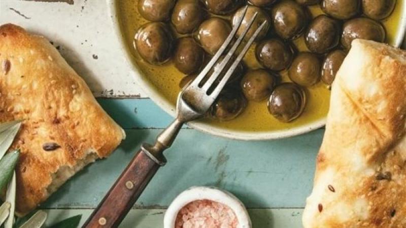 ميني باتيه بالزعتر والزيتون| وجبة خفيفة وسريعة