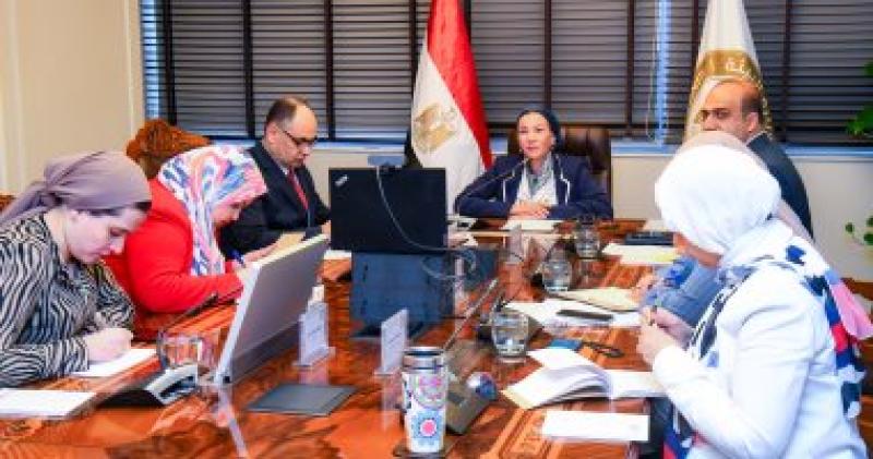 وزيرة البيئة ونظيرتها الفرنسية تناقشان تعزيز ملف مواجهة التلوث البلاستيكي