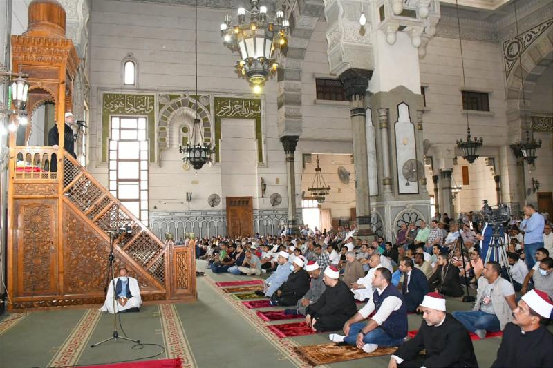 ”فضائل العشر من ذي الحجة” موضوع خطبة الجمعة القادمة