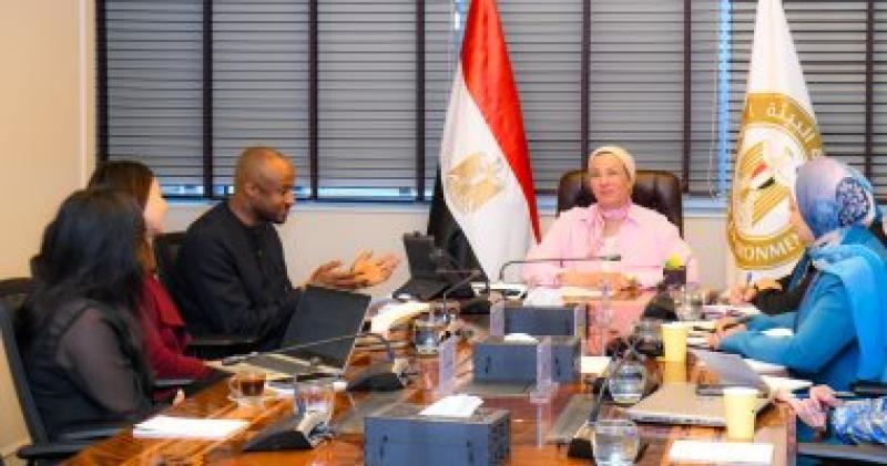 وزيرة البيئة: الأمن الغذائى فرصة للربط بين التكيف والتنوع البيولوجى والتصحر