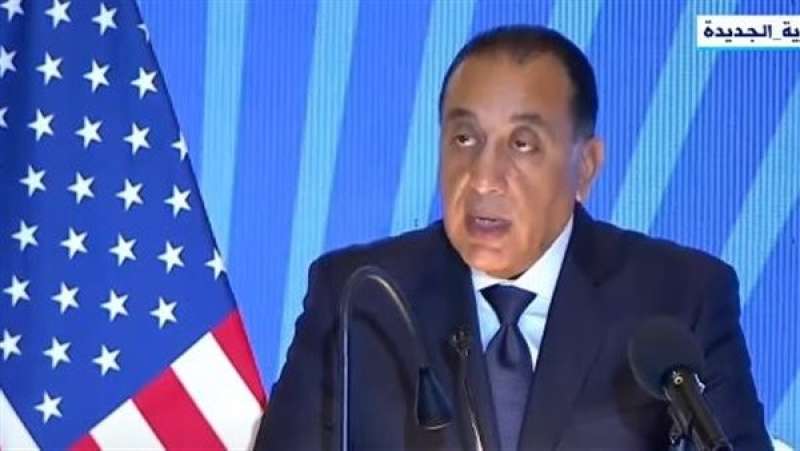 رئيس الوزراء: المشروعات المنفذة توفر آلاف فرص العمل