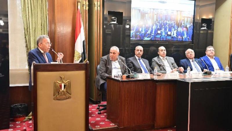 نقيب الأطباء: مقترح إنهاء عقود الإيجار بعد 5 سنوات كارثي ويمثل تهديدا لاستقرار العيادات