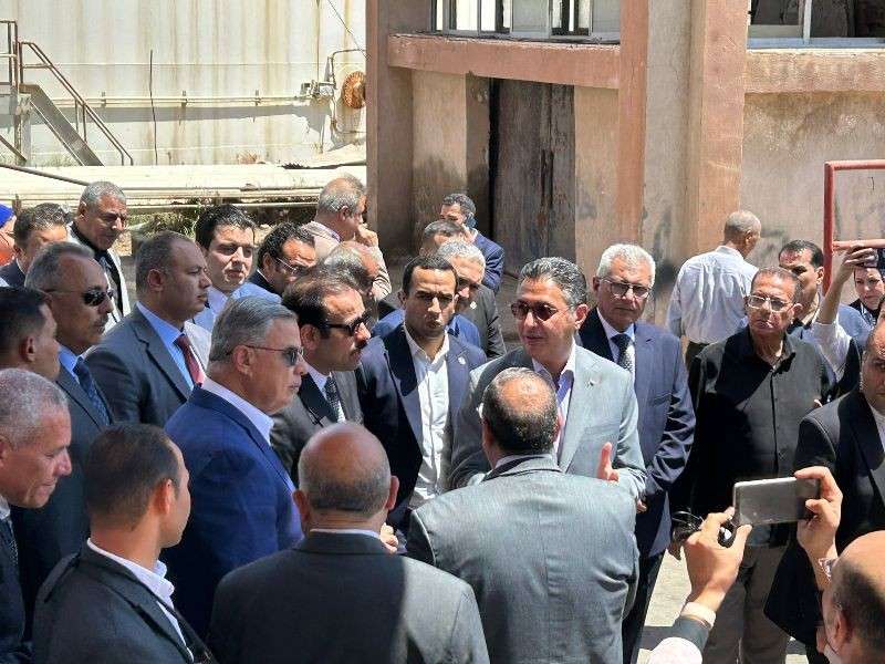 وزير التموين يتفقد محطة الزيوت والشحوم بالمكس غرب الإسكندرية.. صور
