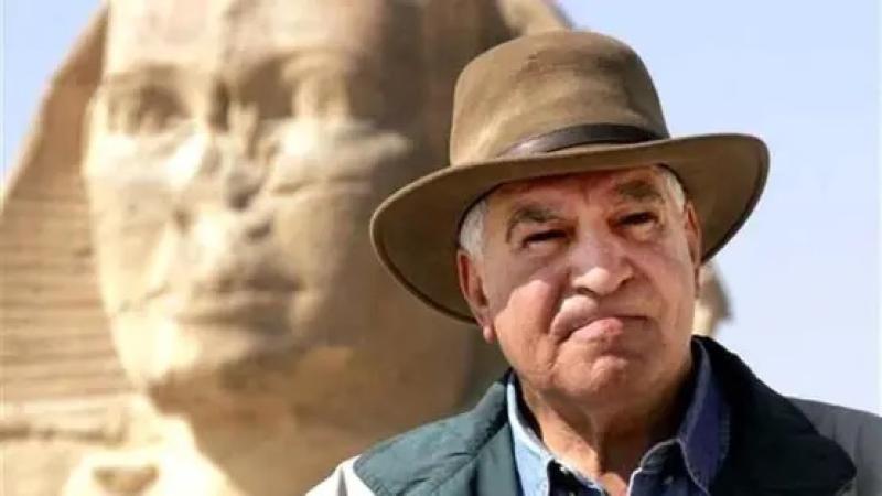 أحمد موسى: دعم زاهي حواس واجب على كل مصري مخلص