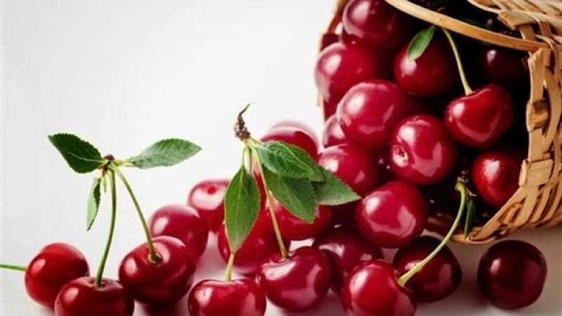 أبرزها تحسين وظائف القلب.. طبيبة تكشف فوائد غير متوقعة للكرز