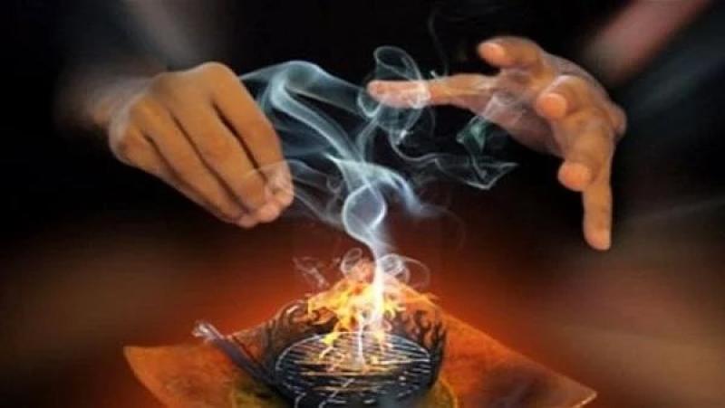 أستاذ علم نفس: الاعتقاد في السحر يعتبر مظهر من مظاهر المرض النفسي