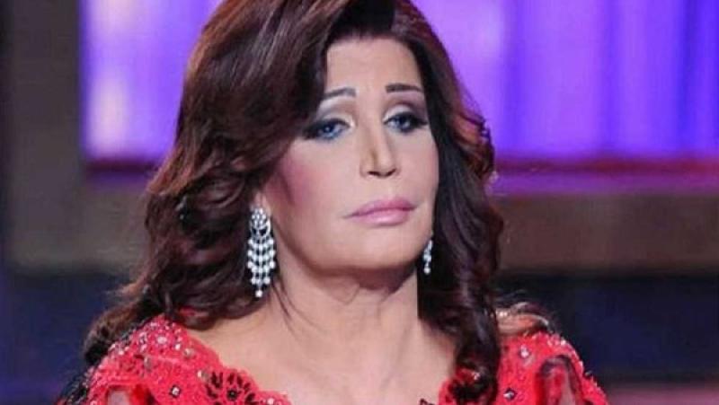 نجوى فؤاد: مفتقدة أسرتي في العيد
