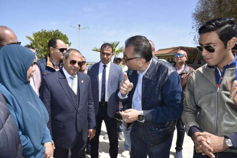 في أول أيام عيد الأضحى.. محافظ بورسعيد يتفقد مستشفى “الحياة” ببورفؤاد| صور