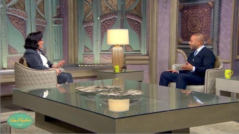 إسعاد يونس تمازح تامر عاشور: نكّدت على الناس كلها ورحت اتجوزت.. والفنان: ده أساس شغلي