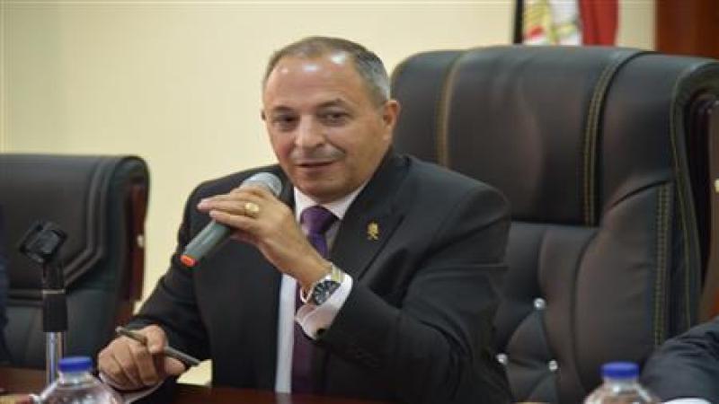 محافظ بورسعيد يوجه رسالة للأهالي بعد تداول واقعة تحرش شاب بطفل في سنتر: خافوا على سمعة أولادنا