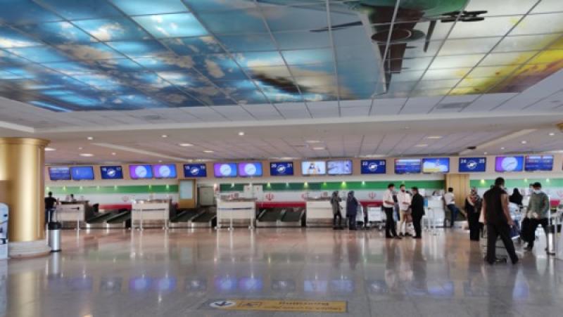 إيران تعلن إيقاف الرحلات في جميع المطارات
