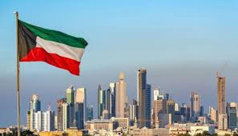 الكويت تدعو مواطنيها في مناطق التوتر بتوخي الحذر والمغادرة حال سماح الظروف