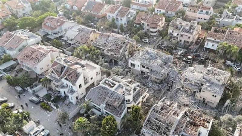 رئيس مستوطنة إسرائيلية: الصواريخ الإيرانية أحدثت دمارا غير مسبوق