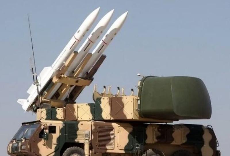 استئناف نشاط منظومات الدفاع الجوي الإيراني في بعض المدن