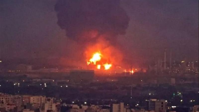 إيران: السيطرة على حريق مستودعات نفط ”شهران” جنوب طهران