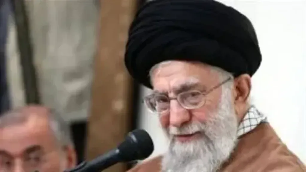 إيران: 65 ألف عنصر شرطة يشاركون في مراسم تشييع جنازة علي خامنئي