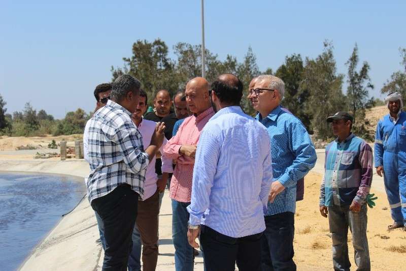 مسؤولو الإسكان يتفقدون مشروعات دعم وتطوير البنية الأساسية بمدينة برج العرب الجديدة