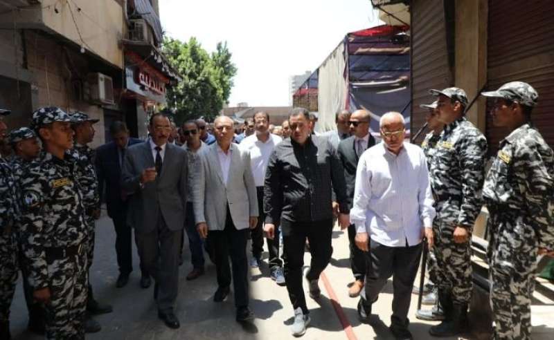 محافظ القاهرة يكشف سبب انهيار 3 عقارات بحدائق القبة