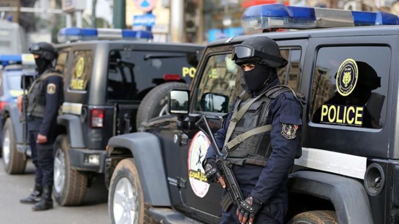 ضبط عاطلين بحوزتهما 3.2 كيلو حشيش وأسلحة بيضاء قبل ترويجها في كفر الشيخ