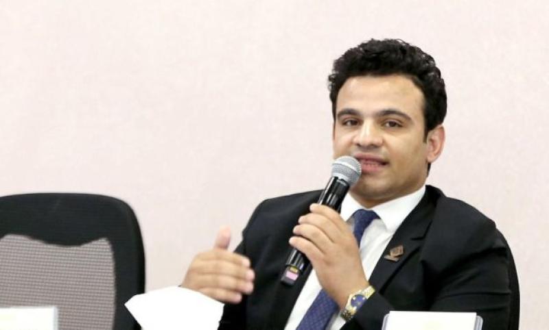 أحمد الباز: مصر تقدم جهودا حثيثة لتهدئة الأوضاع والحد من التوتر والصراع بالمنطقة