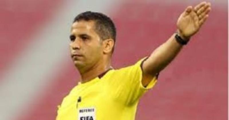 محمود عاشور حكما رئيسيا لتقنية الفيديو في مواجهة مانشستر سيتي والعين الإماراتي