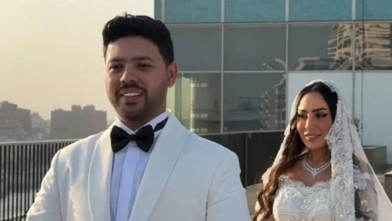 محمد شاهين لزوجته: حسبنا الله في أي شخص يقول كلام مش حقيقي