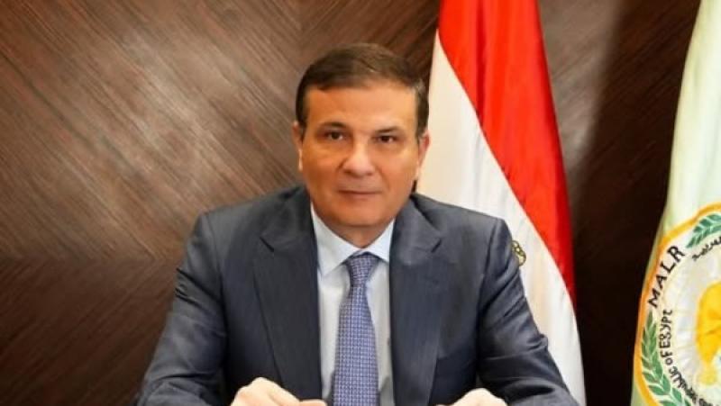 وزير الزراعة يكشف حجم الصادرات: المخزون الإستراتيجي من الأسمدة مطمئن