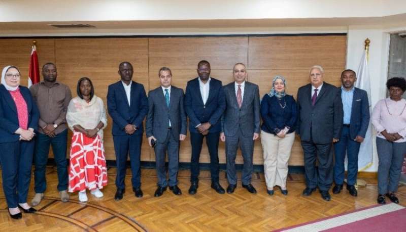رئيس البنك الزراعي المصري يستقبل وفداً من جمهورية أنجولا للاستفادة من خبرات البنك في التمويل الزراعي
