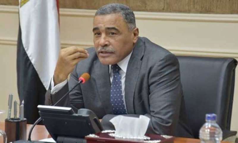 محافظ مطروح يعتمد ضوابط التقديم لمنح الجامعات الخاصة