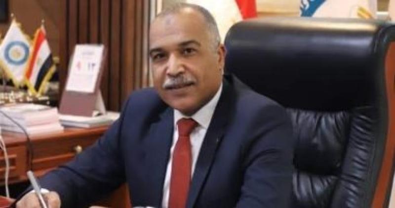نقيب البترول: ثورة 30 يونيو وضعت العامل المصرى فى صدارة مشروع الجمهورية الجديدة