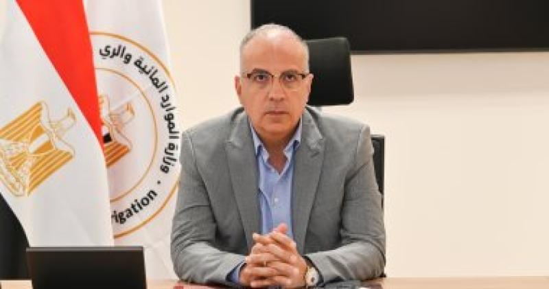 وزير الرى يتابع خطة الوزارة بالبحيرة لضمان كفاءة الإمداد المائي