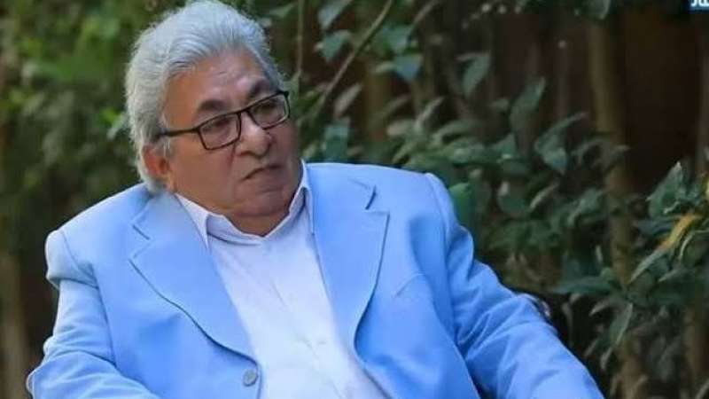 فاروق فلوكس: ذهبت للمسرح يوم جنازة والدتي.. والفن لم يأخذني من الهندسة