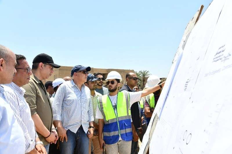 وزير الري: الانتهاء من إنشاء محطة رفع مطار كوم أوشيم خلال شهرين