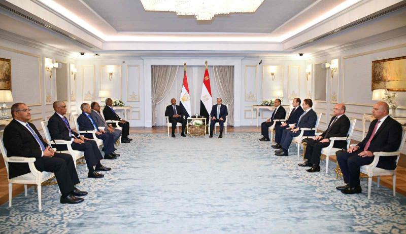 المتحدث الرئاسي ينشر صور استقبال الرئيس السيسي للبرهان بمدينة العلمين