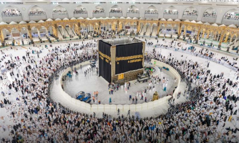 السعودية تُصدر أكثر من 190 ألف تأشيرة عمرة للقادمين من الخارج منذ انطلاق الموسم