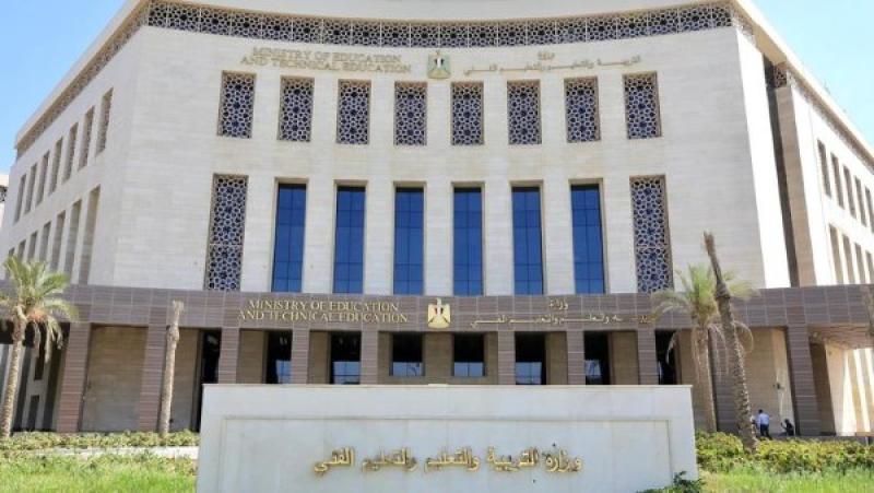 بعد مناشدة الأهالي.. التعليم: لجنة لبحث بناء مدرسة ثانوي في قرية شهداء الطريق الإقليمي بالمنوفية