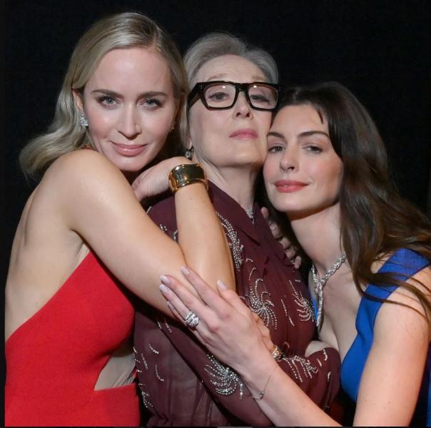 ميريل ستريب وآن هاثاواي يبدآن تصوير الجزء الثاني من The Devil wears a Prada