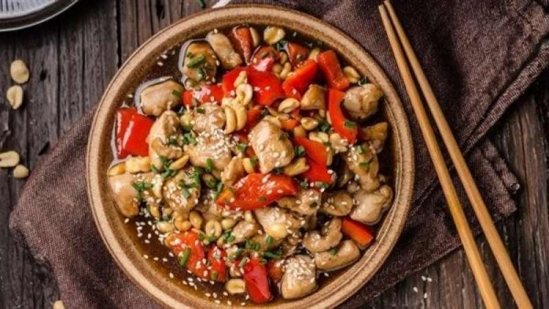 طريقة عمل دجاج صيني بالكاجو الصحي