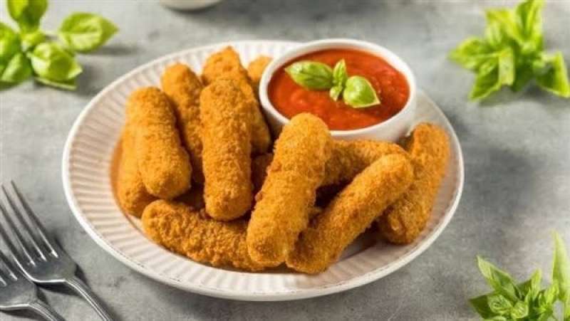 طريقة عمل أصابع الموزاريلا المقلية مع صوص المارينارا