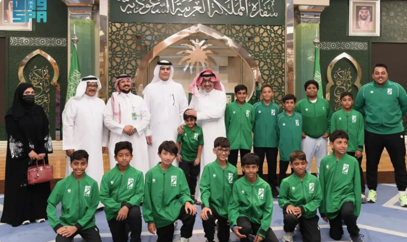 سفير السعودية لدى مصر يستقبل وفد المنتخب السعودي للتنس المشارك في البطولة العربية للناشئين