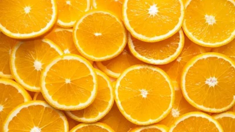 ”فيتامين C” علاج مهم لمواجهة ترقق الجلد