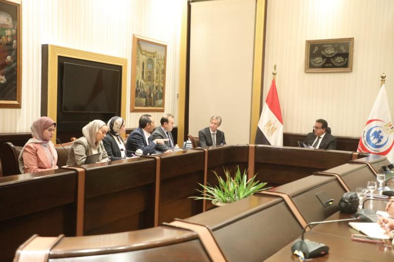 ‎وزير الصحة يبحث مع ممثل برنامج الأمم المتحدة الإنمائي تعزيز التعاون المشترك